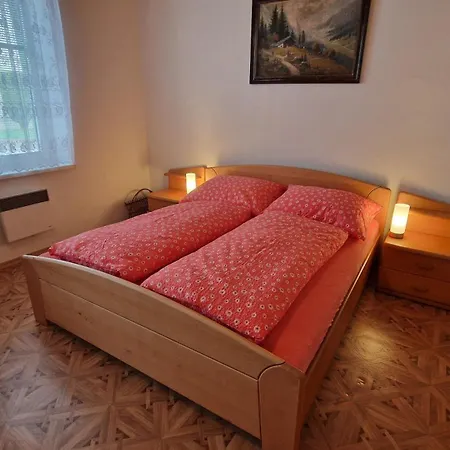Ferienhaus Dum K Pronajmu Počátky
