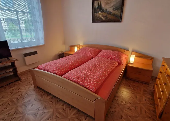 Semesterbostad Pocatky Aparman Pelhřimov